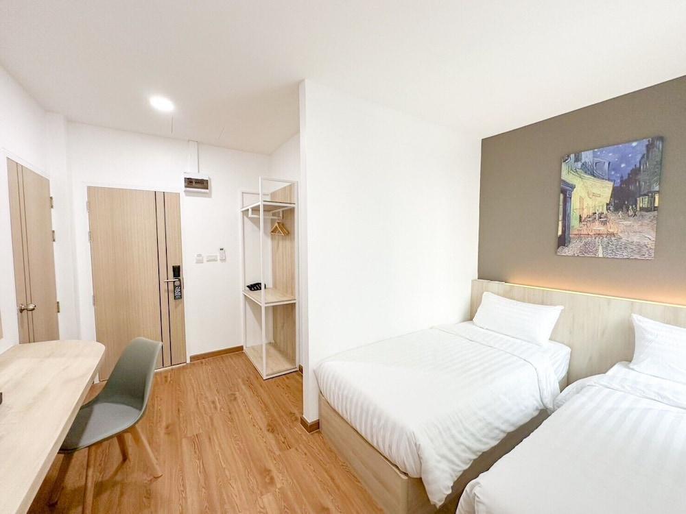 H-Banaat Hotel Room Type - Superior Twin Room