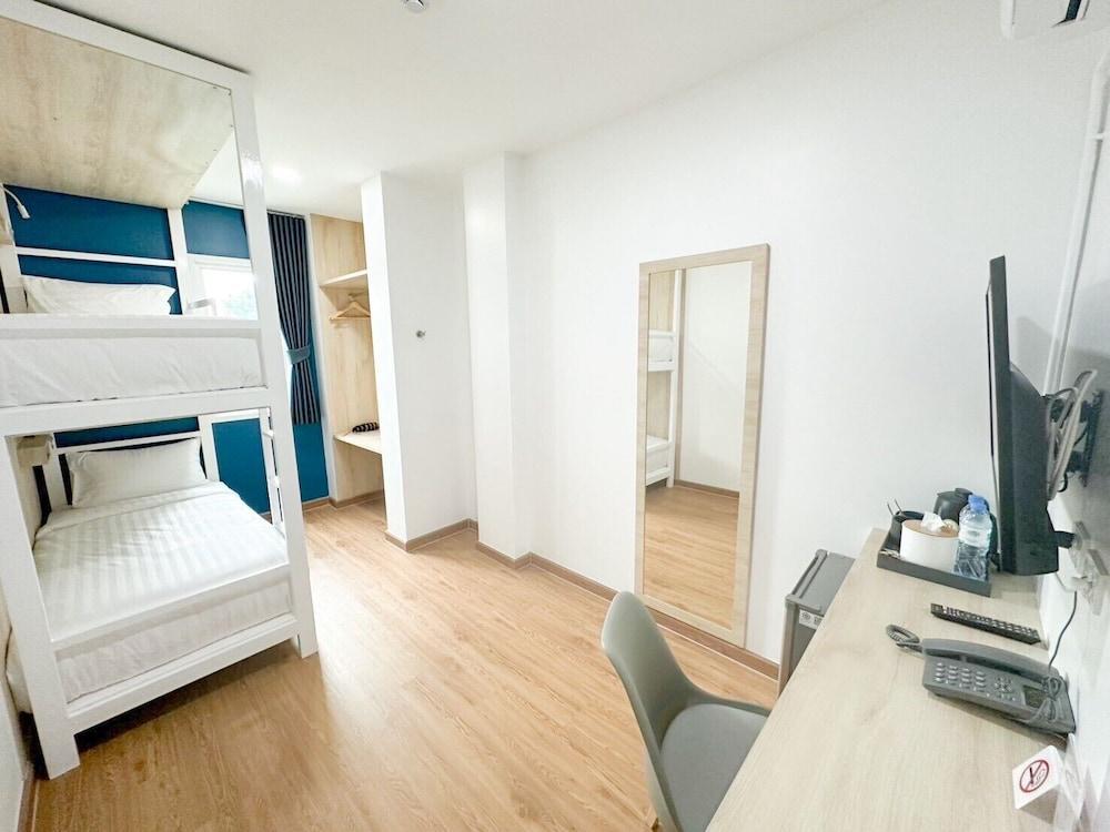 H-Banaat Hotel Room Type - Economy Room