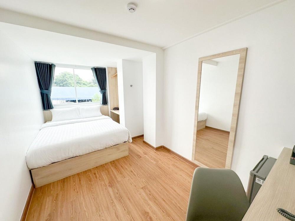 H-Banaat Hotel Room Type - Superior Double Room