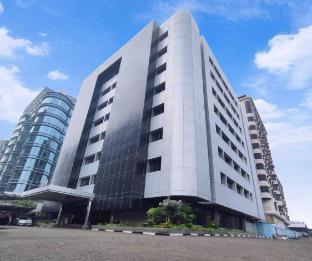 GiiA Sanno Hotel Pluit Jakarta - Tap to explore photos