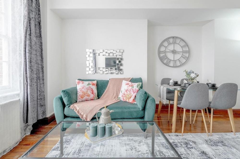 Forset Court Residences Room Type - City Apartment, 1 Bedroom, City View