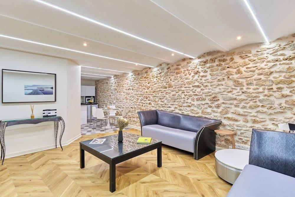 Superb Apartment Arc de Triomphe/trocadero - Tap to explore photos