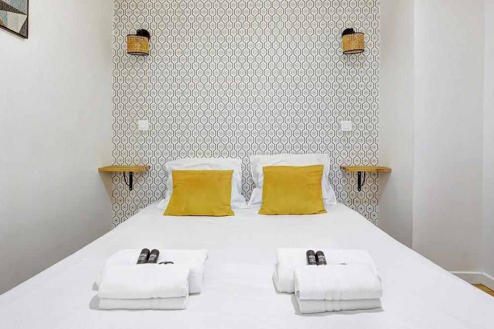 Appartement Rue des ardennes - Tap to explore photos