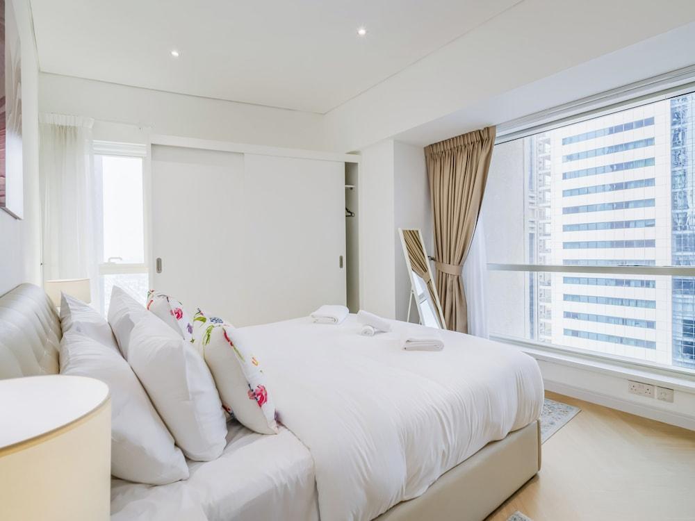 Marina Heights Residences - Dubai Marina Room Type - Deluxe Apartment, Balcony, City View Marina Heights Residences - Dubai Marina Room Type - Deluxe Apartment, Balcony, City View