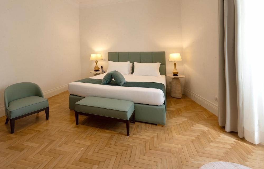 AGH Babuino Room Type - Junior Suite, City View