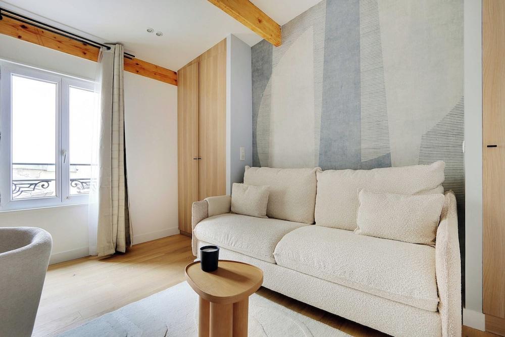 Cosy Studio With AC -2p- Sacra-coeur Montmartre - Tap to explore photos