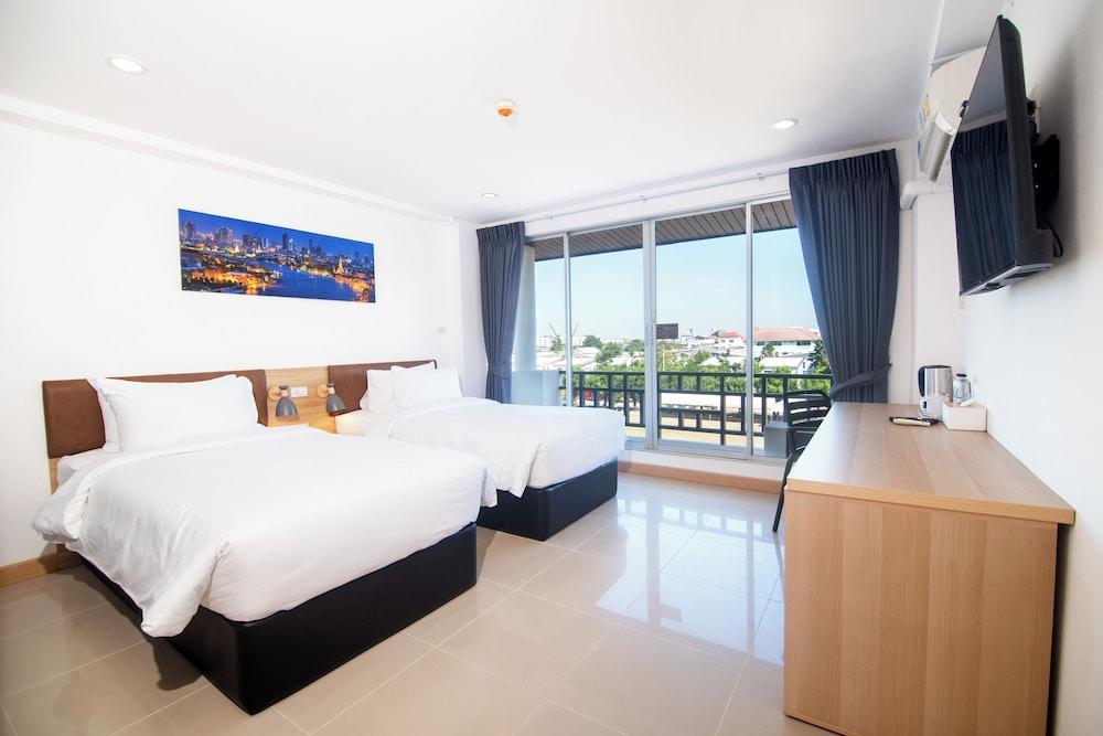 IU Hotel Don Mueang Airport Room Type - Standard Twin Room, City View IU Hotel Don Mueang Airport Room Type - Standard Twin Room, City View