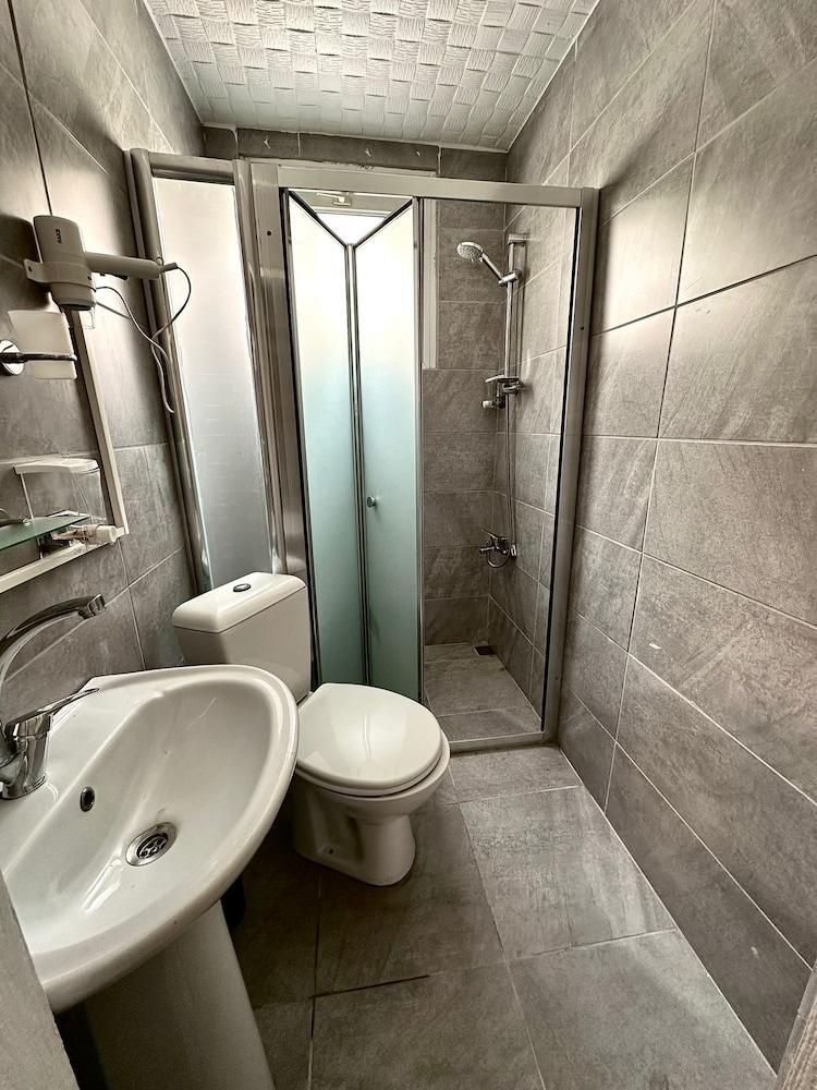 Pera Vista Suites Taksim - Tap to explore photos