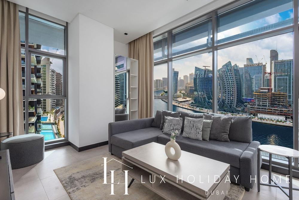 LUX 15 Northside Burj Khalifa View Suite Room Type - Apartment, Canal View