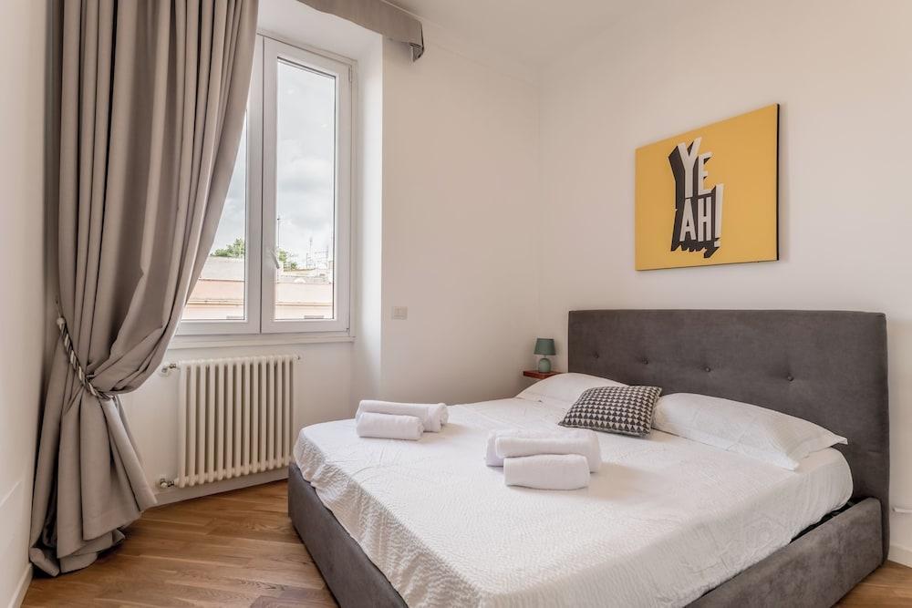 Vatican Luxury Two Bedroom Apartment - Tap to explore photos