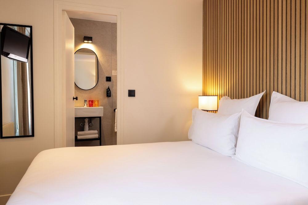 Korner Montmartre Room Type - Double Room