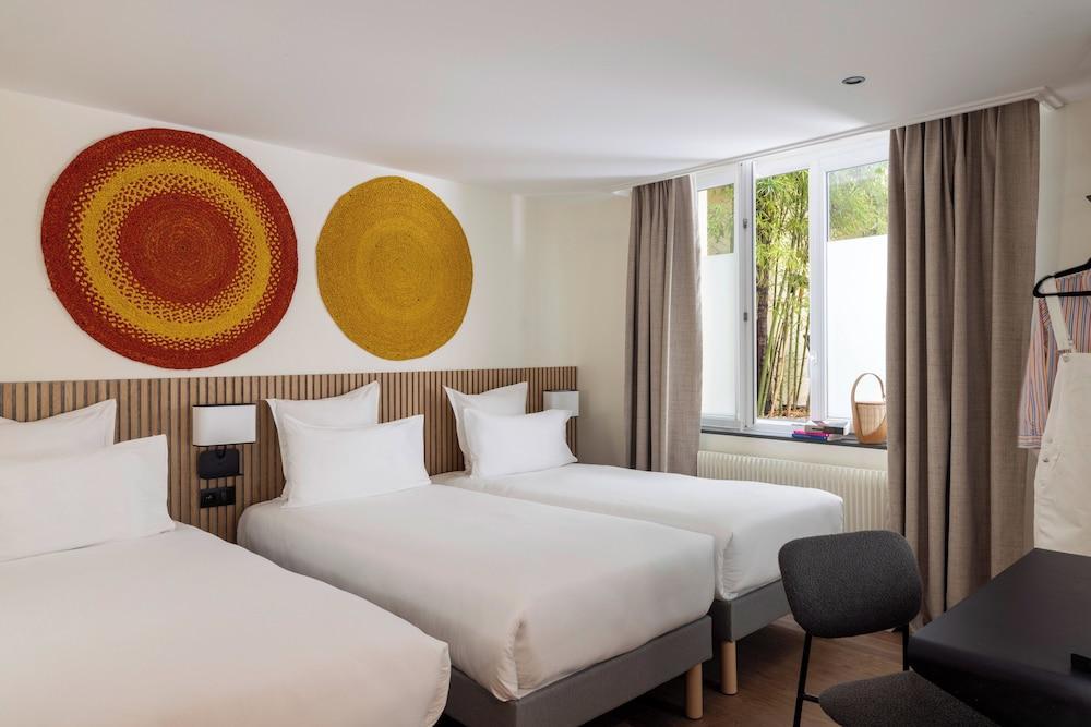 Korner Montmartre Room Type - Triple Room