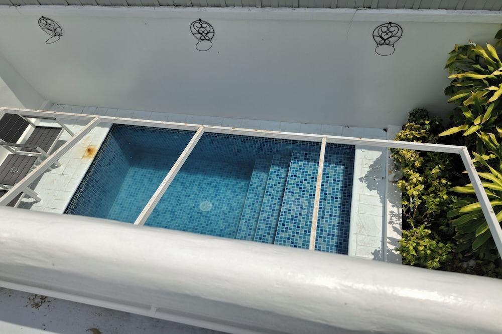 Deva Casa Private Pool Villa - Tap to explore photos