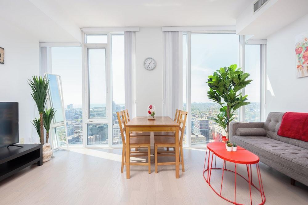 Entertainment District Suites -DT TO - Tap to explore photos