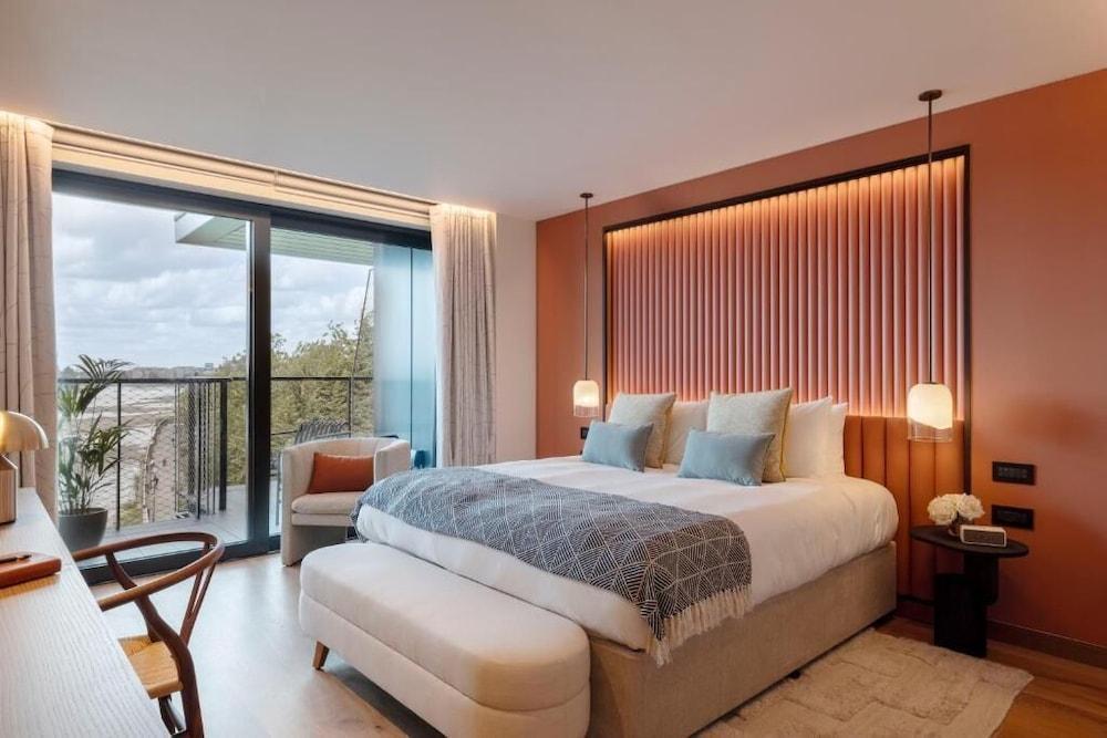 Fulham Pier Hotel Room Type - Premium Double Room, River View