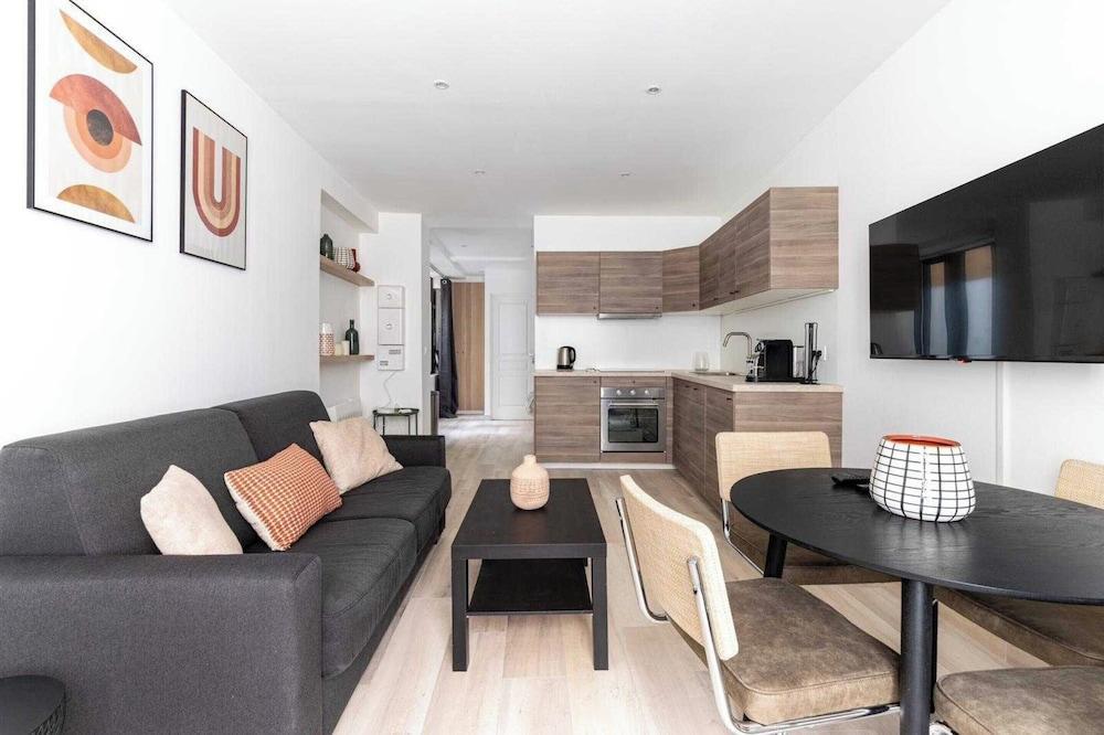 Modern Apartment -1br-4p- Saint-germain-des-pres - Tap to explore photos