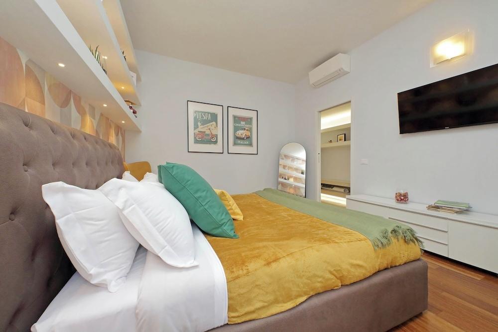 Stylish 3 bedrooms flat near Vatican Room Type - Apartment