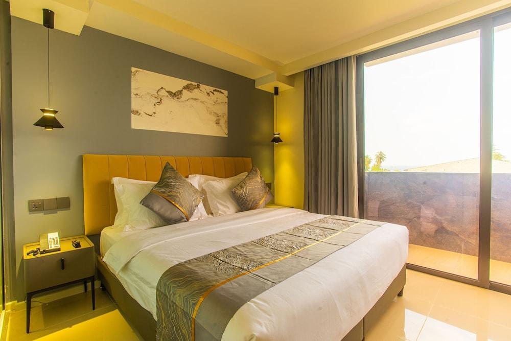 Lonuhiri at Dhigurah Room Type - Deluxe Double or Twin Room, Balcony