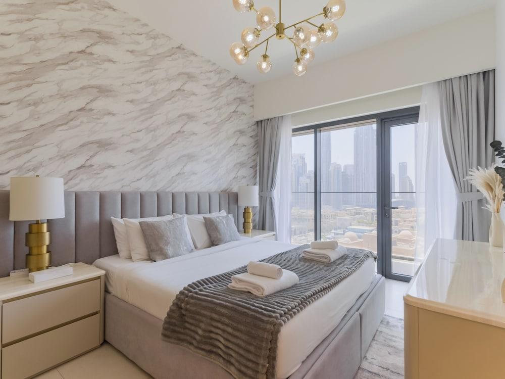 Burj Royale Residences- Downtown Dubai Room Type - Luxury Apartment, Balcony, City View