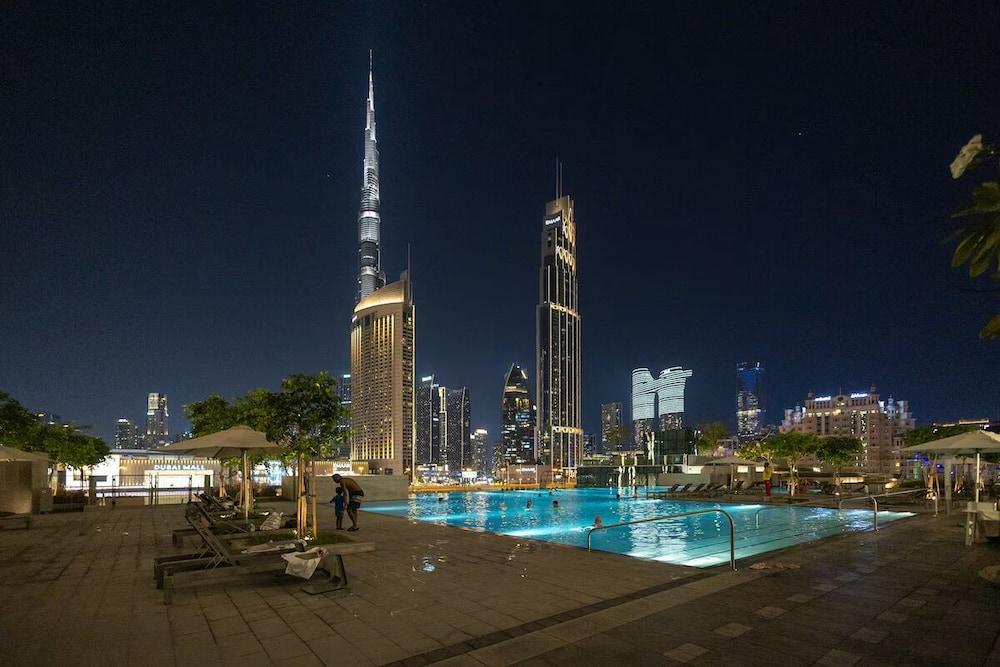 Rove Haven Crown 4BR Burj Dubai Mall - Tap to explore photos