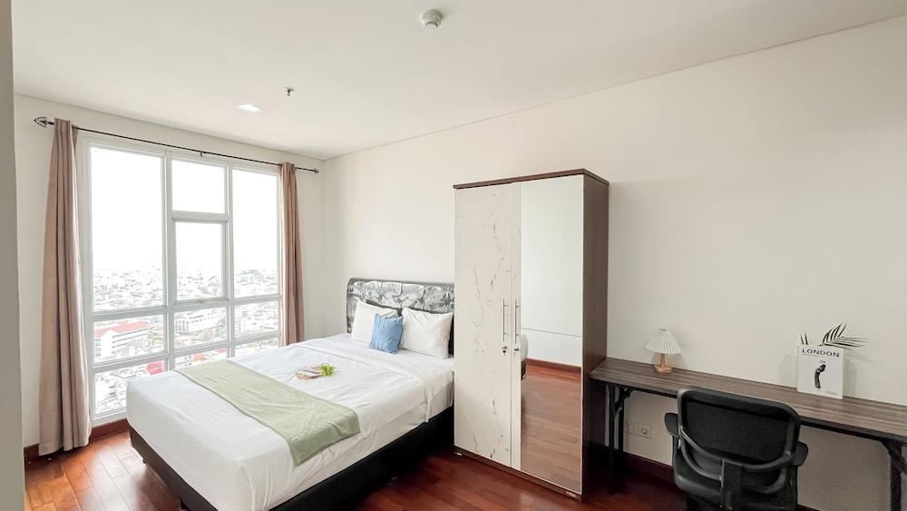 Spacious And Comfortable 3Br Apartment At Lucky Tower Residence Room Type - Standard Apartment