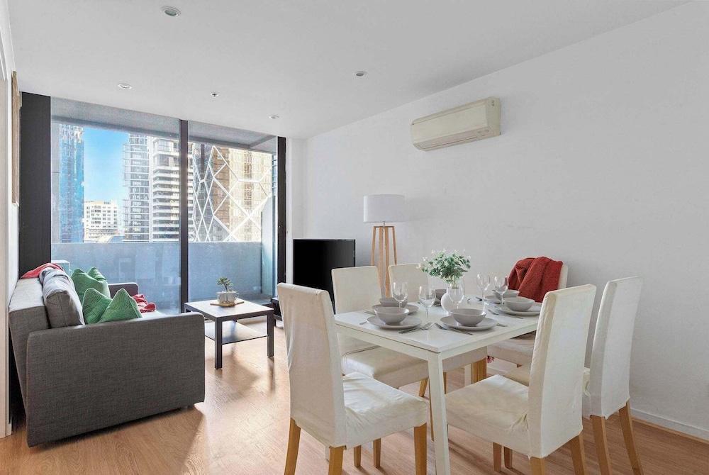 Central 2BR Apt by Melbourne Central, City Views - Tap to explore photos