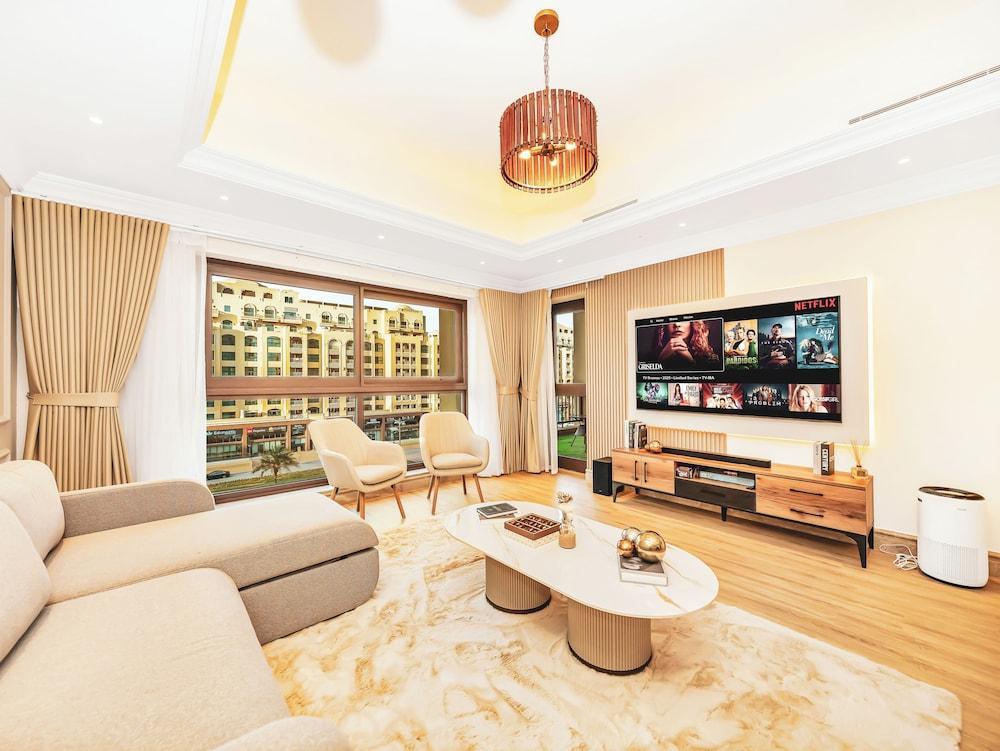 New Fairmont Residences by Propigo Room Type - Premier Apartment, 1 Bedroom, City View, Beachside