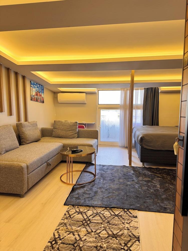 The Old Bazaar Suites Apartment Room Type - Panoramic Condo, City View