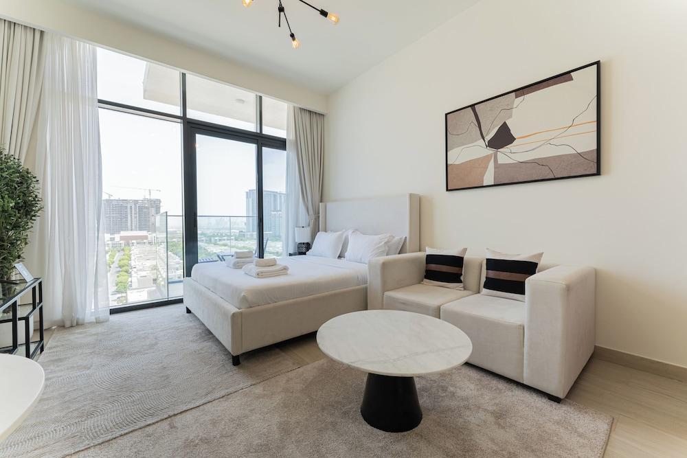 Azizi Riviera Residences - Meydan Room Type - Deluxe Studio, Balcony, City View Azizi Riviera Residences - Meydan Room Type - Deluxe Studio, Balcony, City View