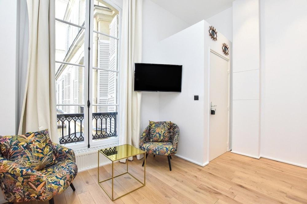 Luxurious Appartement 4P Madeleine/st Honore - 1G - Tap to explore photos