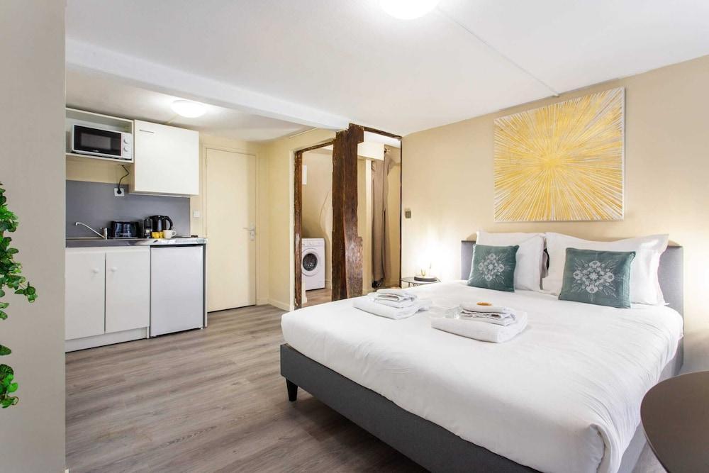 Cosy Studio for 2 People - Luxembourg - Tap to explore photos