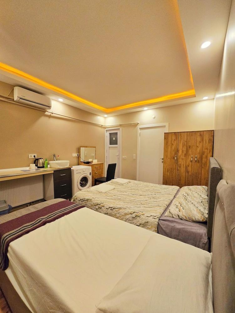 White Lotus Suites Room Type - Deluxe Room