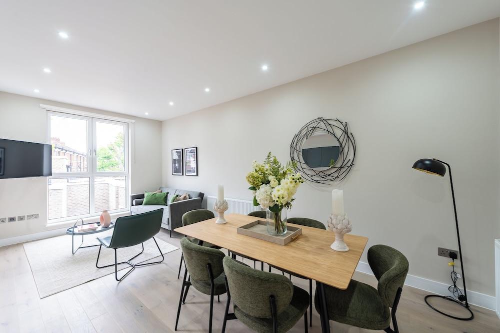VESTO Tower Bridge Room Type - Executive Apartment VESTO Tower Bridge Room Type - Executive Apartment