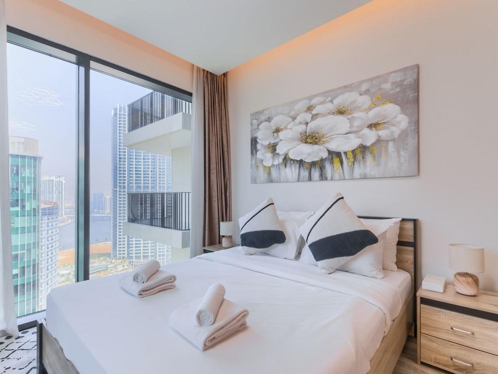Ahad Residences - Business Bay Room Type - Deluxe Studio, Balcony, City View Ahad Residences - Business Bay Room Type - Deluxe Studio, Balcony, City View