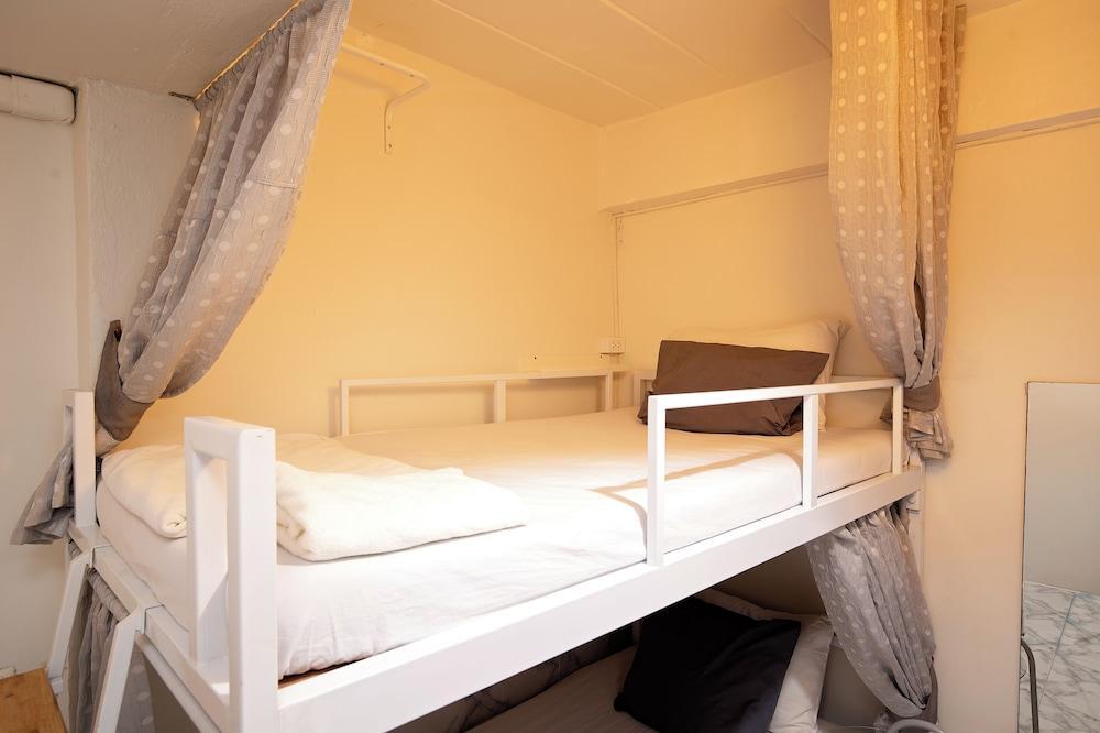 Take a Rest Donmueang Room Type - Shared Dormitory