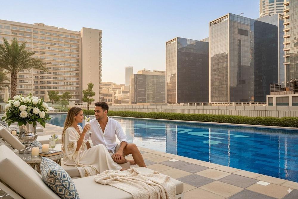 1612 Damac Reva Residences