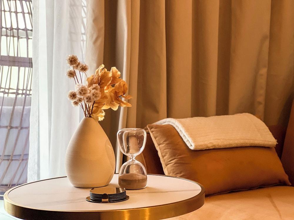 1612 Damac Reva Residences - Tap to explore photos