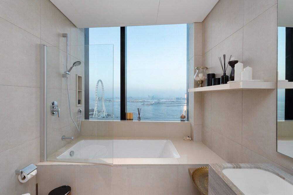 Elegant Address JBR 3BR w Beach Accesss - Tap to explore photos