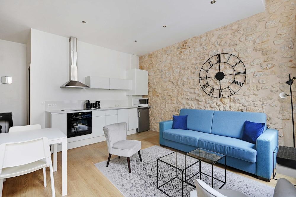 Bright Apartment -1br/4p- Near Chatelet Les Halles - Tap to explore photos