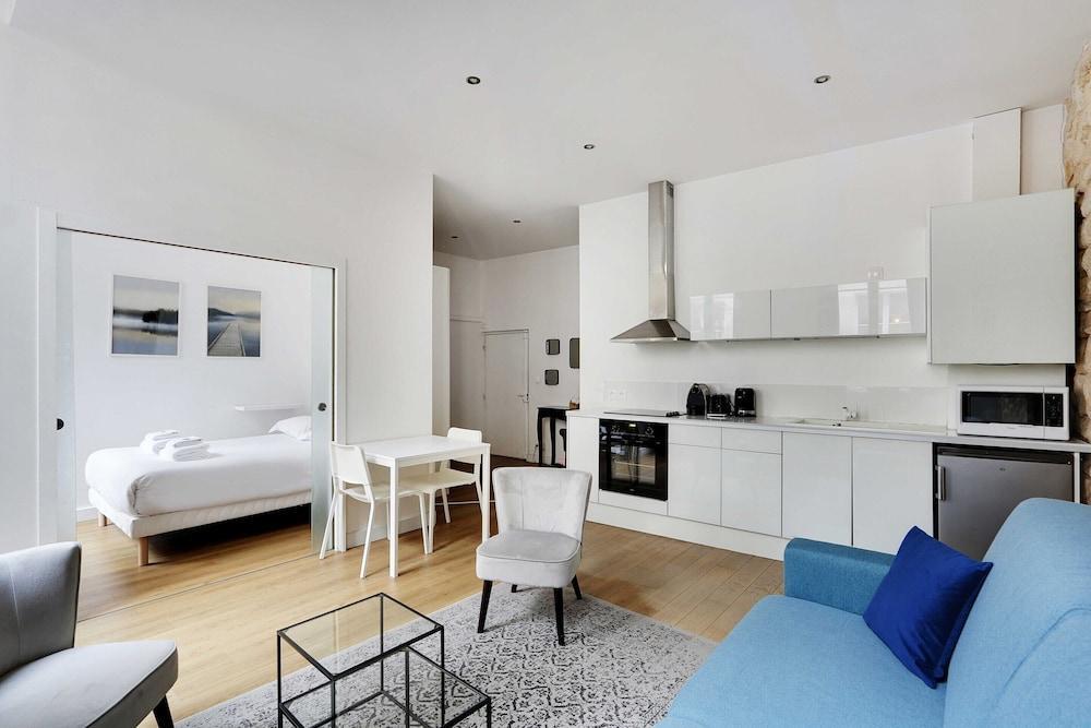 Bright Apartment -1br/4p- Near Chatelet Les Halles - Tap to explore photos