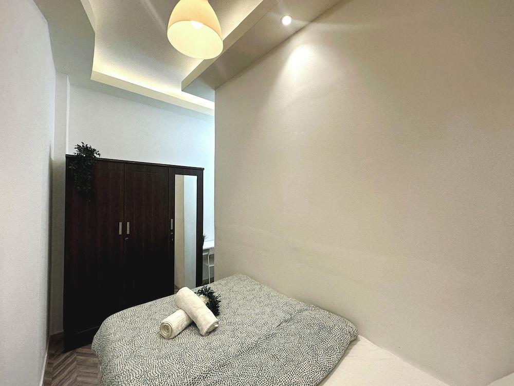 Fantastic Partition Room in Tecom - Tap to explore photos