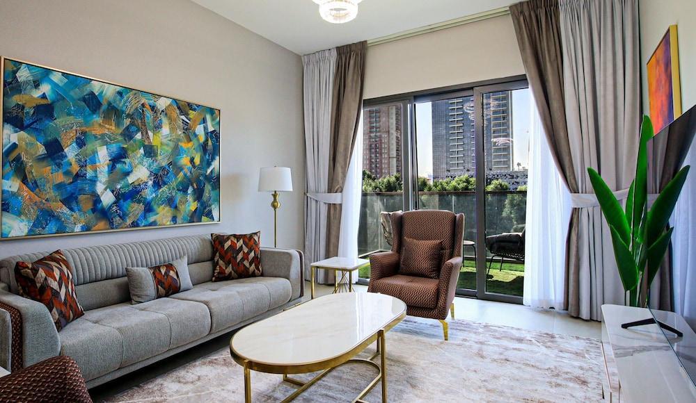 Luxurious 2BR Maids Eleganz Apt - Tap to explore photos