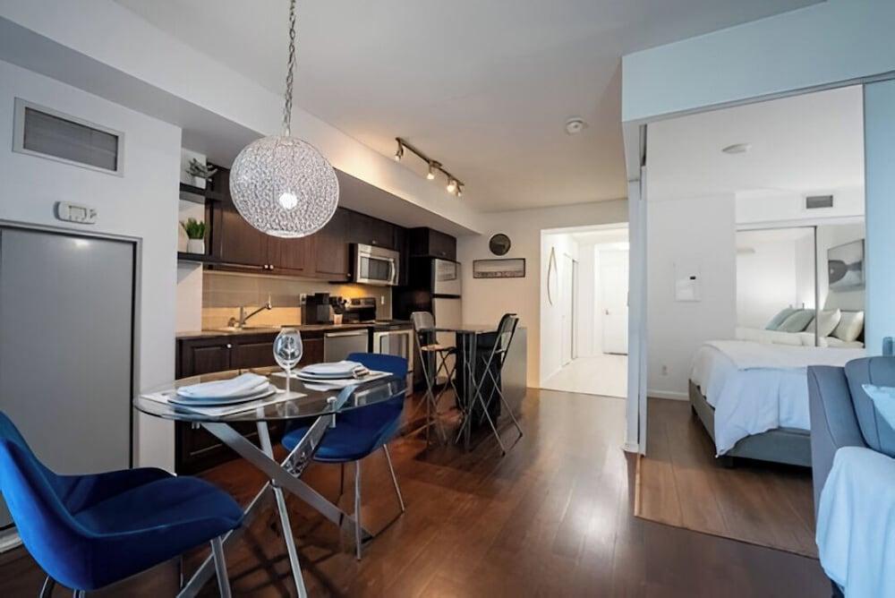 Guestilo Residence - Fort York - Tap to explore photos