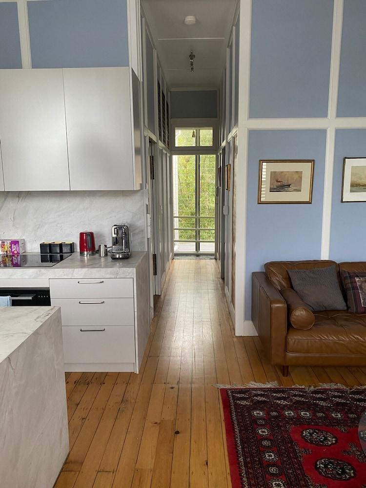Duffotel Paddington Exec 2-bedroom Apartment - Tap to explore photos