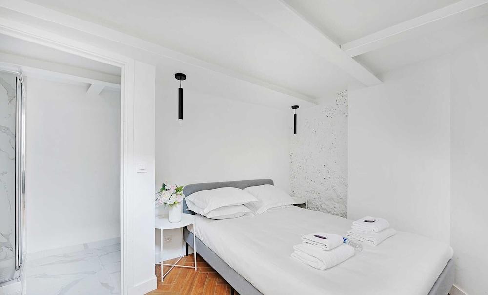Elegant Apartment - 1br/2p - Picpus - Tap to explore photos