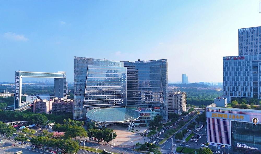 Paxin·High-Altitude City View Apartment (Canton Fair Complex Pazhou Subway Station Branch)