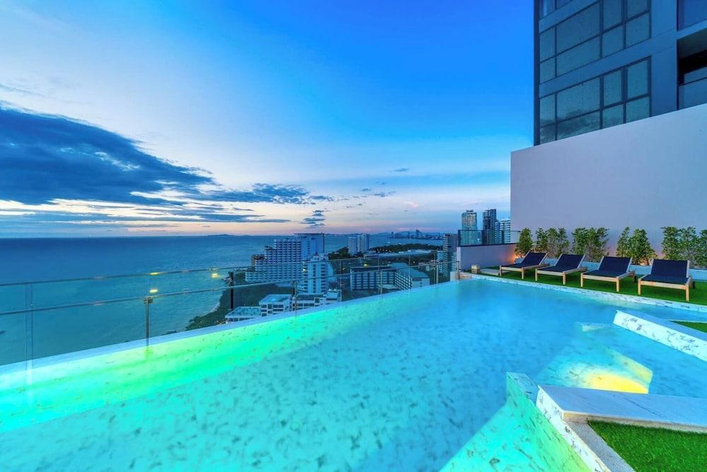 Sea View High Floor - Breathtaking Views - Tap to explore photos