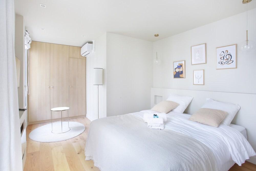 Sublime Apartment Center of Paris - Tap to explore photos