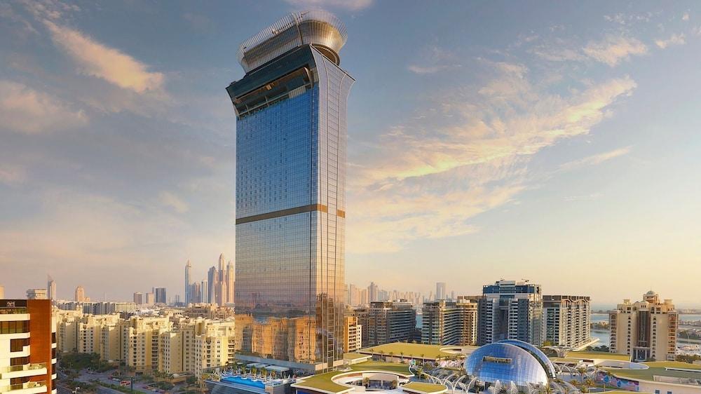 Palm Tower Palm Jumeirah By DVH Luxe