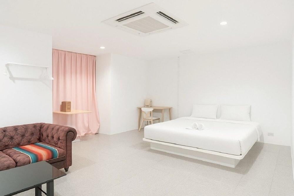Mitr INN Sukhumvit 2 - BTS Nana Room Type - Deluxe Studio